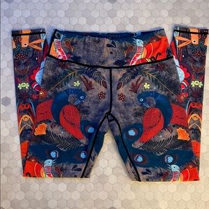 MTSCE Blue and Red Bird Printed Yoga Leggings